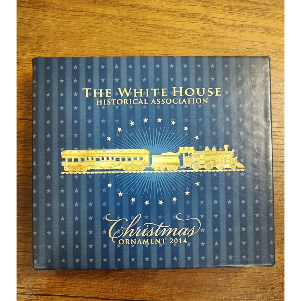The White House Historical Association 2014 CHRISTMAS ORNAMENT Box Pamphlet B5